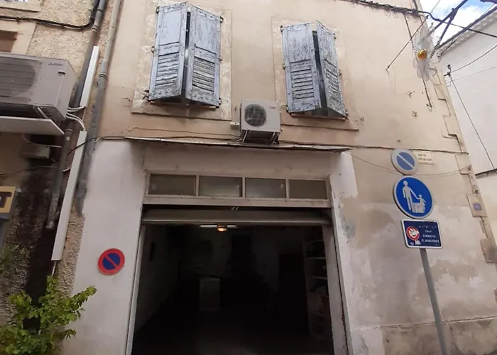 Apt En Luberon Appartement 3 Chambres Et Garage Privee